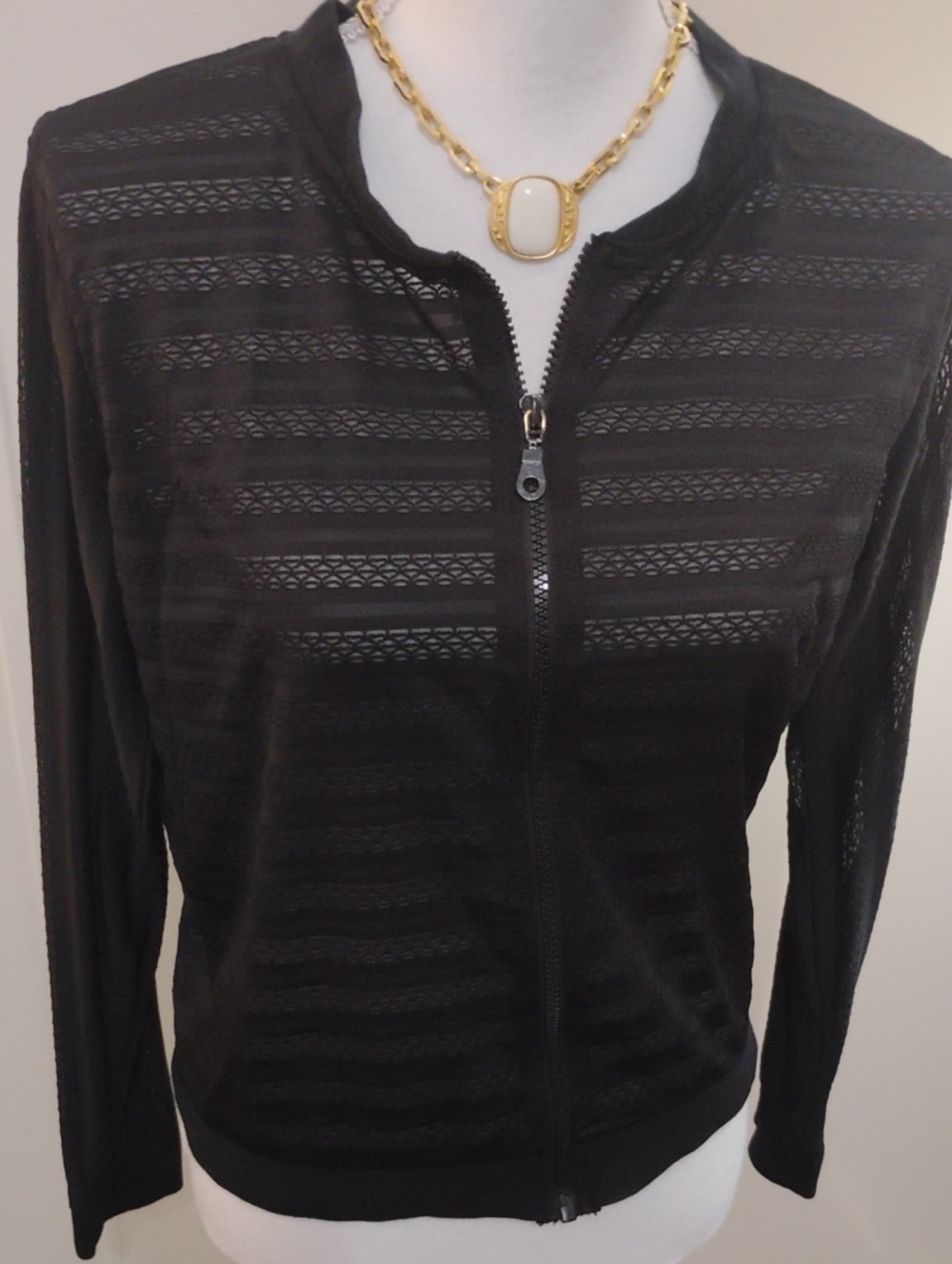 Guess Top